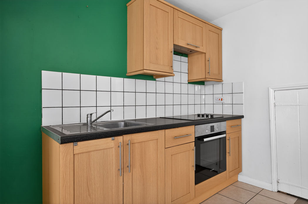 Property image 12 of 19
