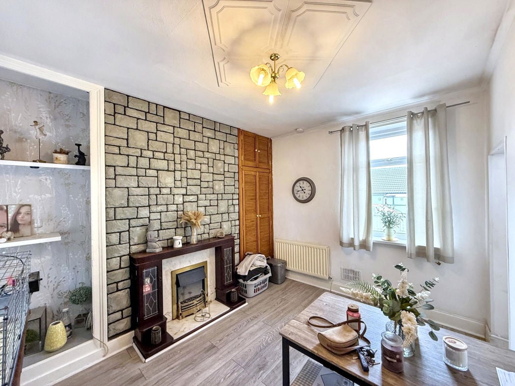 Property image 4 of 14
