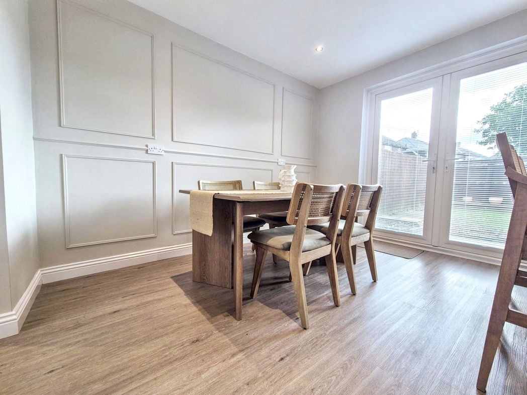 Property image 12 of 28