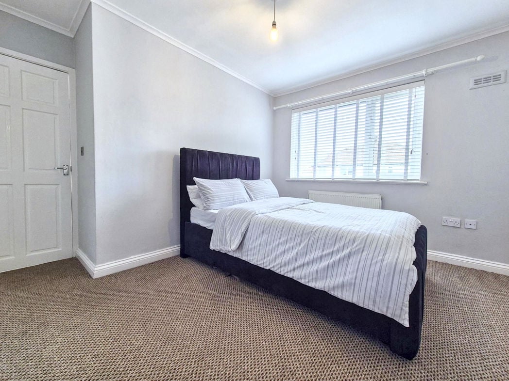 Property image 18 of 28