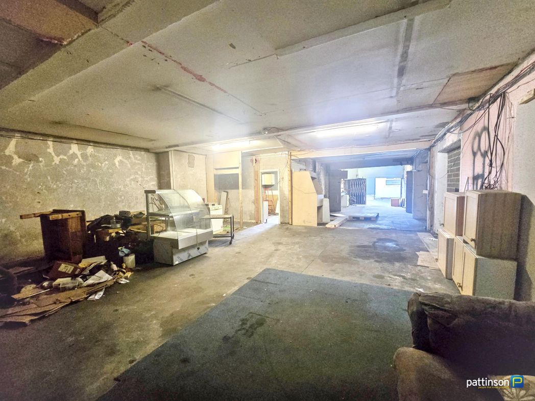 Property image 2 of 4