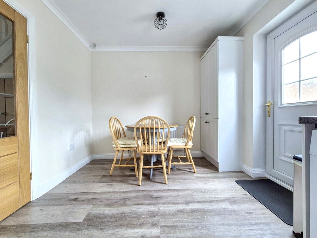Kitchen / Diner..