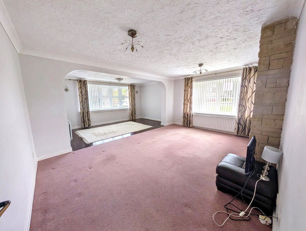 Property image 2 of 15