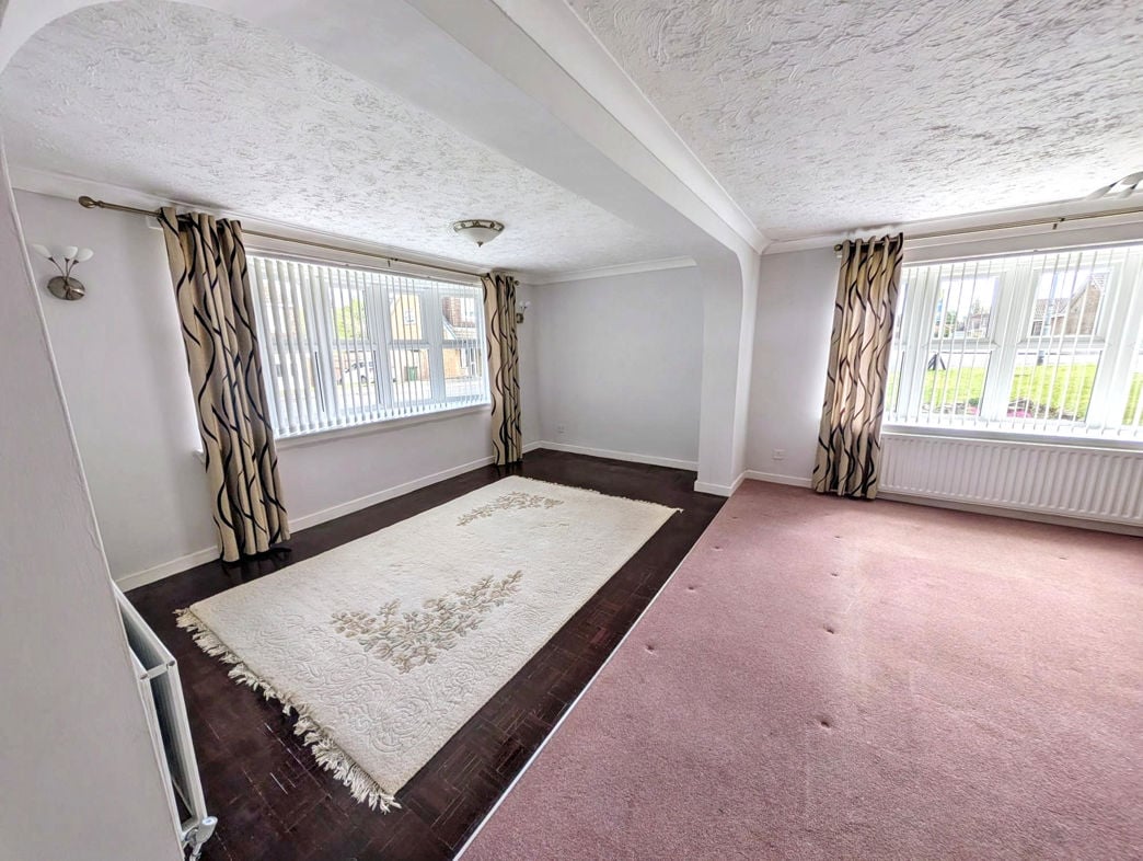Property image 3 of 15
