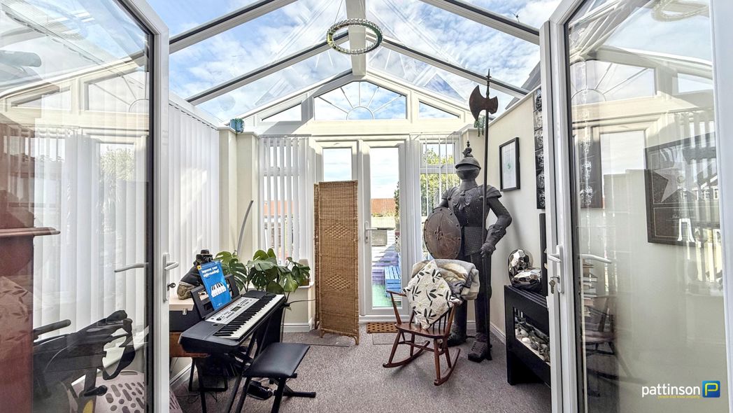 Property image 12 of 42