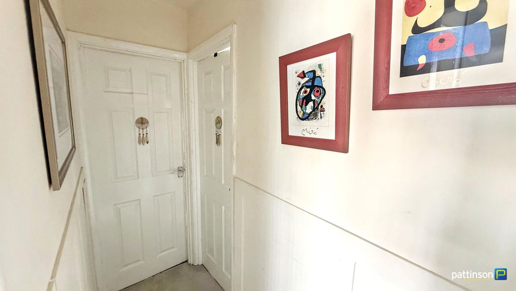 Property image 25 of 42
