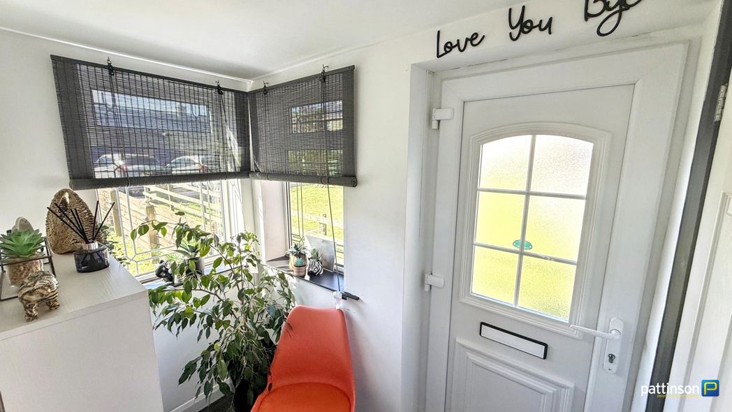 Property image 4 of 42