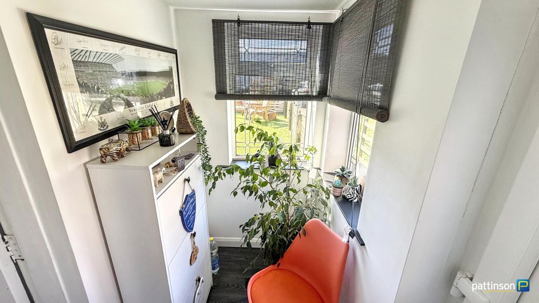 Property image 5 of 42