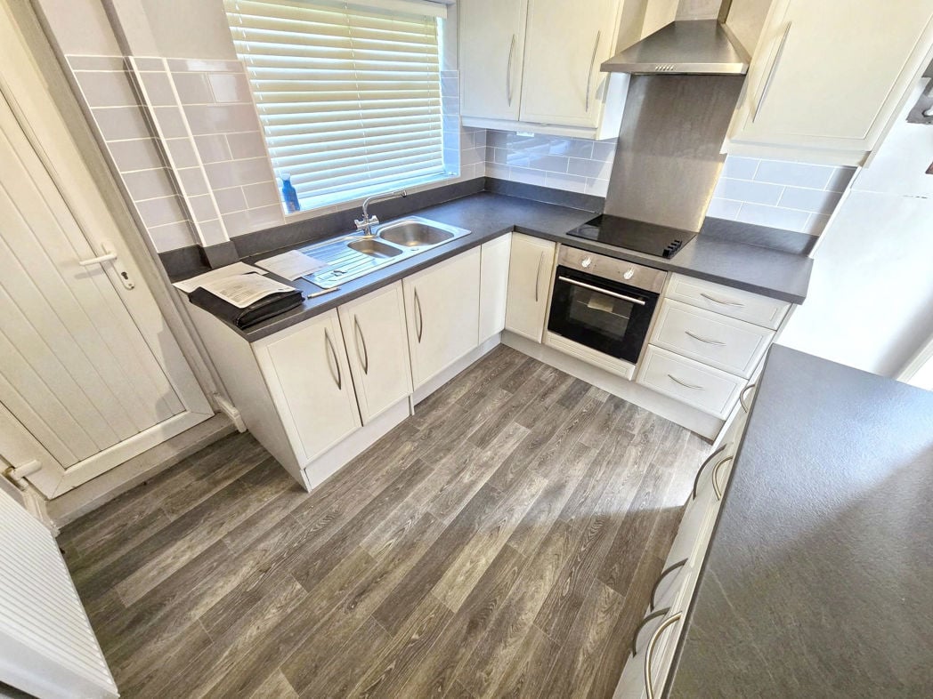 Property image 3 of 14