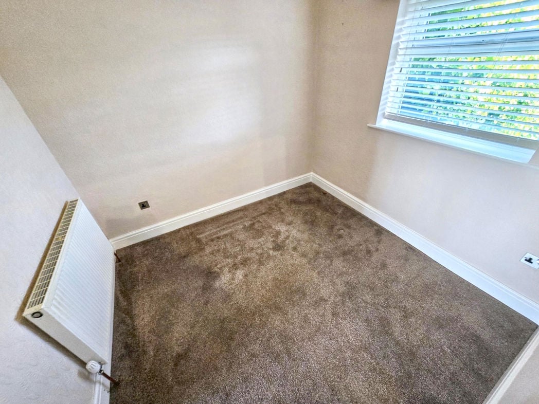 Property image 5 of 14
