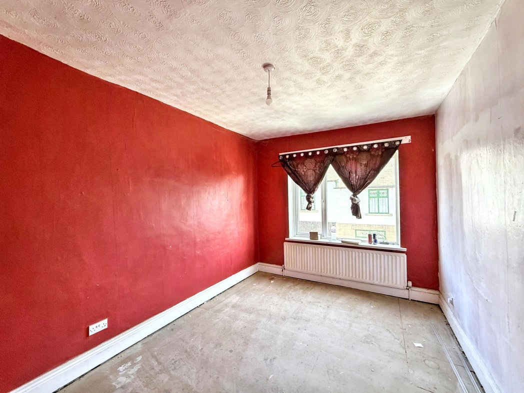 Property image 11 of 14