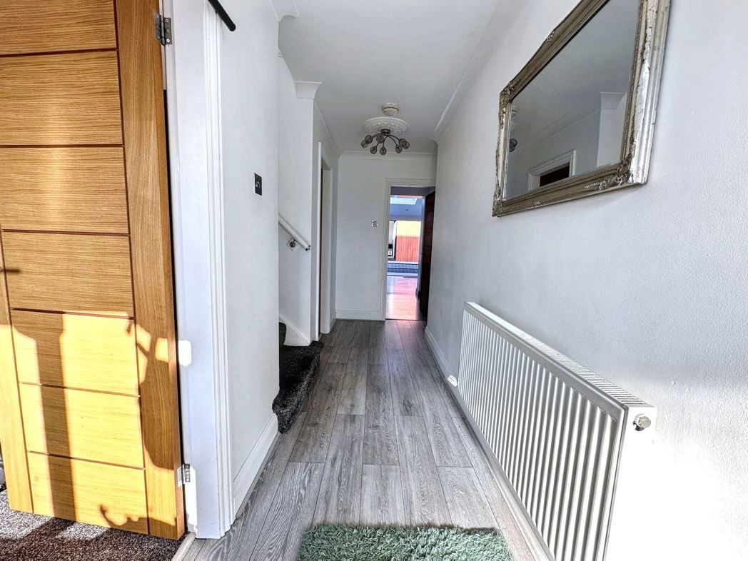 Property image 16 of 32