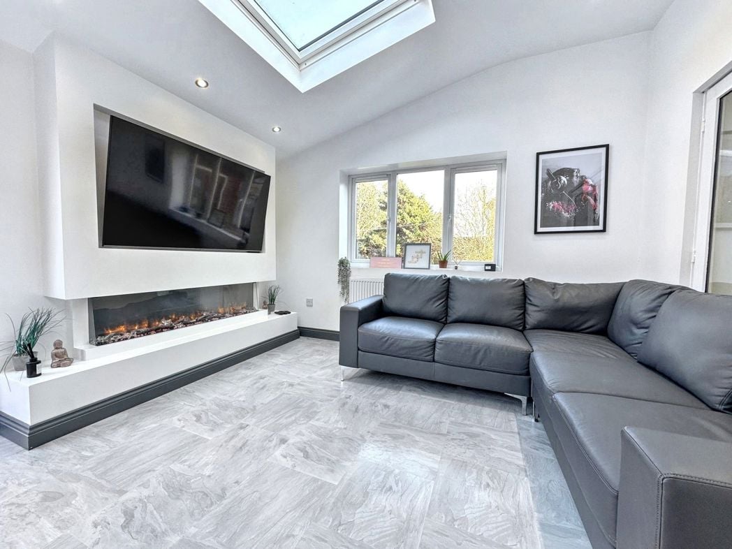 Property image 15 of 32
