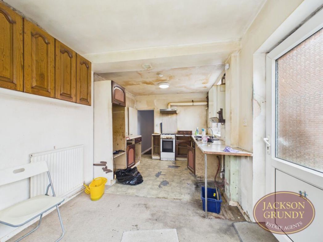 Property image 2 of 15