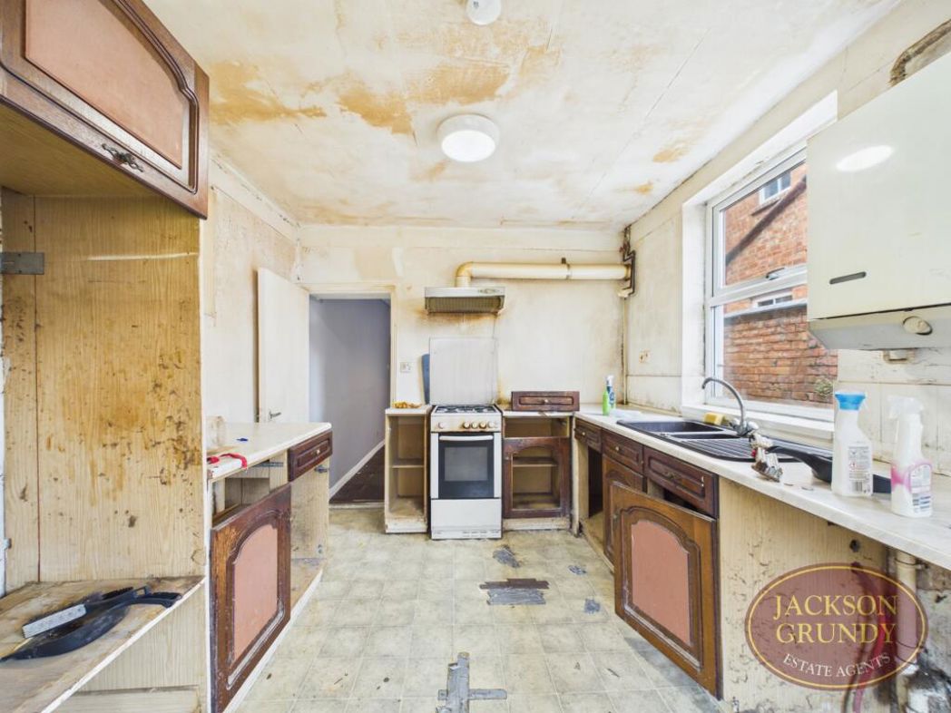 Property image 7 of 15