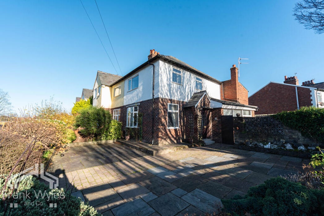 Property image 1 of 13