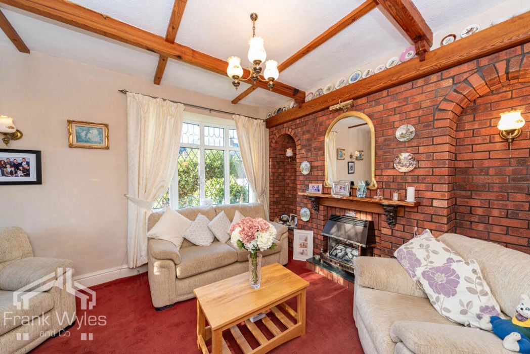 Property image 2 of 13