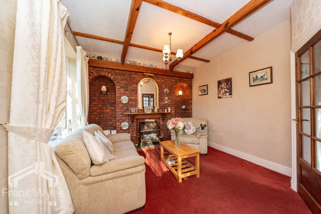Property image 3 of 13