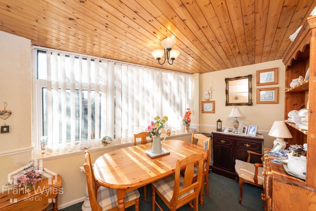 Property image 6 of 13