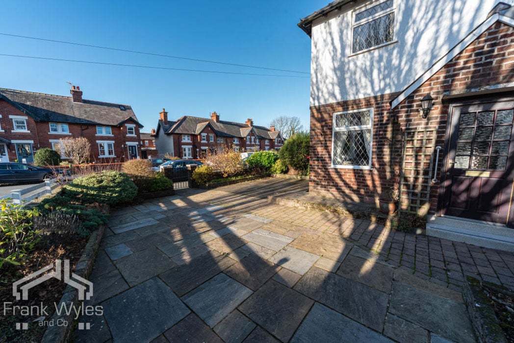 Property image 13 of 13
