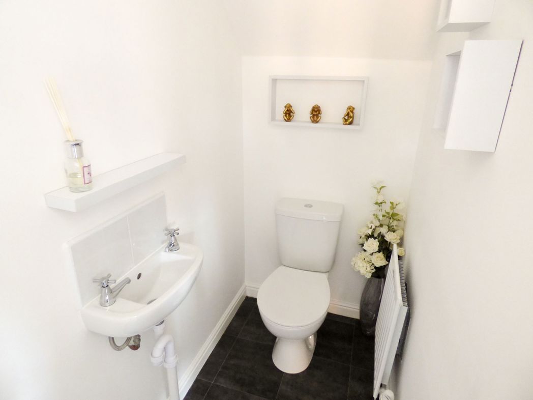 Property image 6 of 13