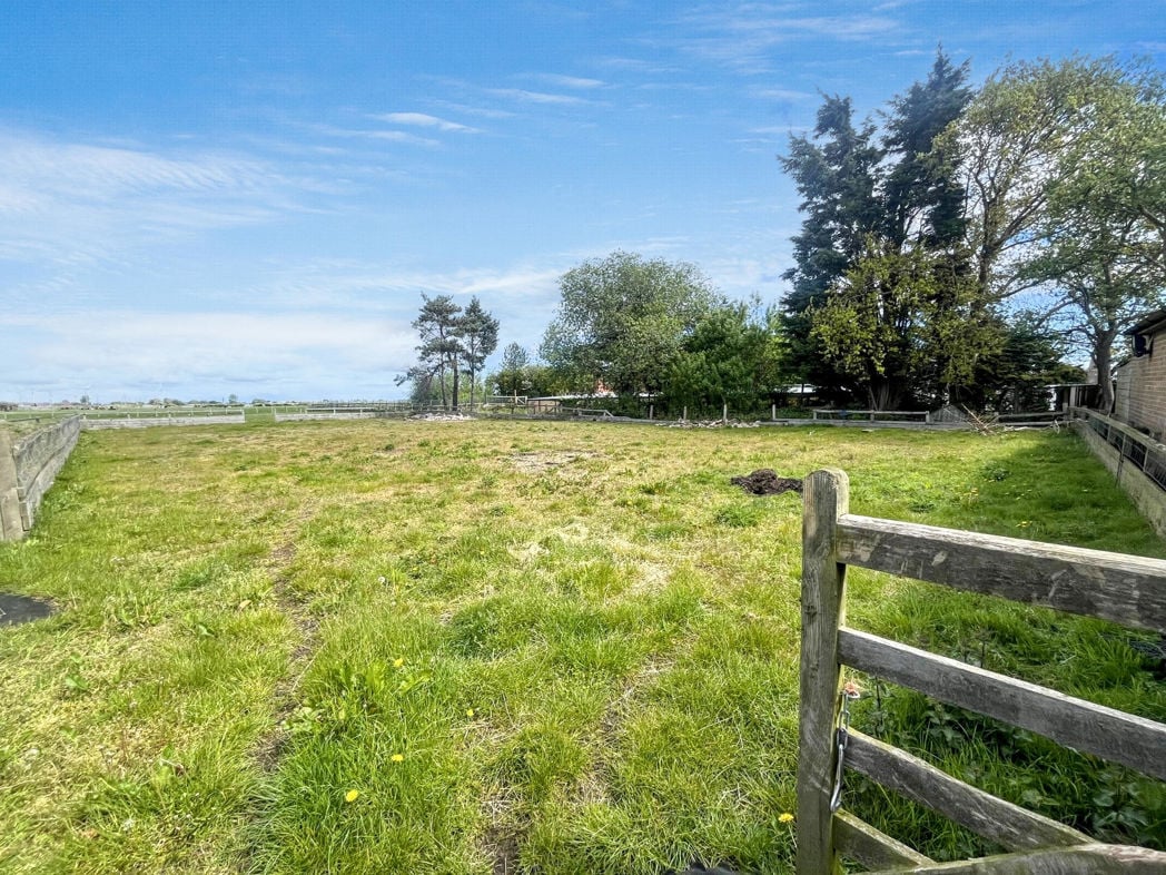 Property image 2 of 24