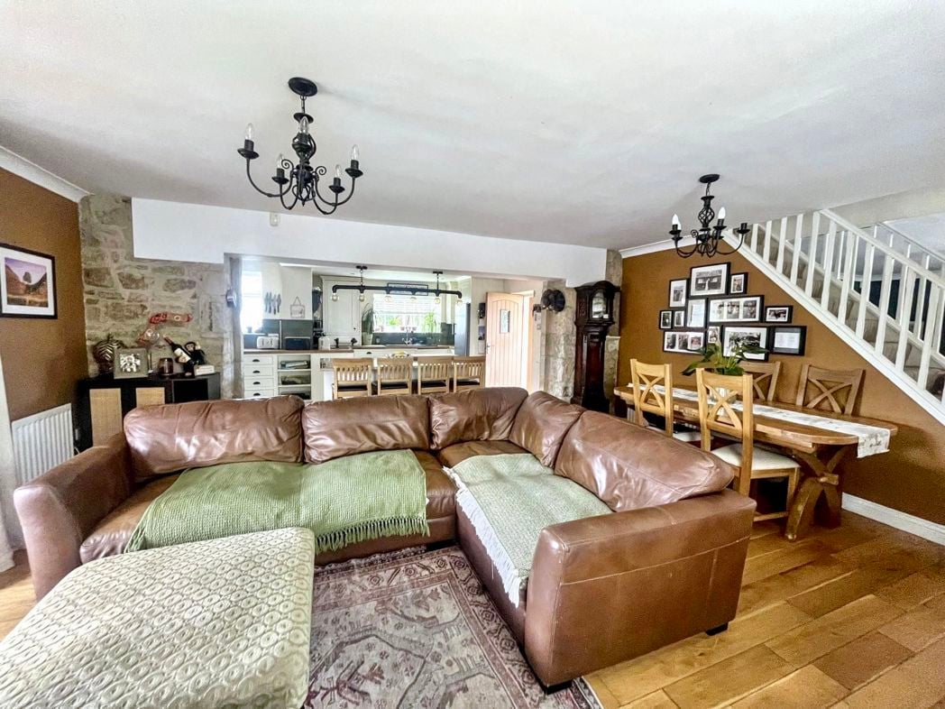 Property image 16 of 24