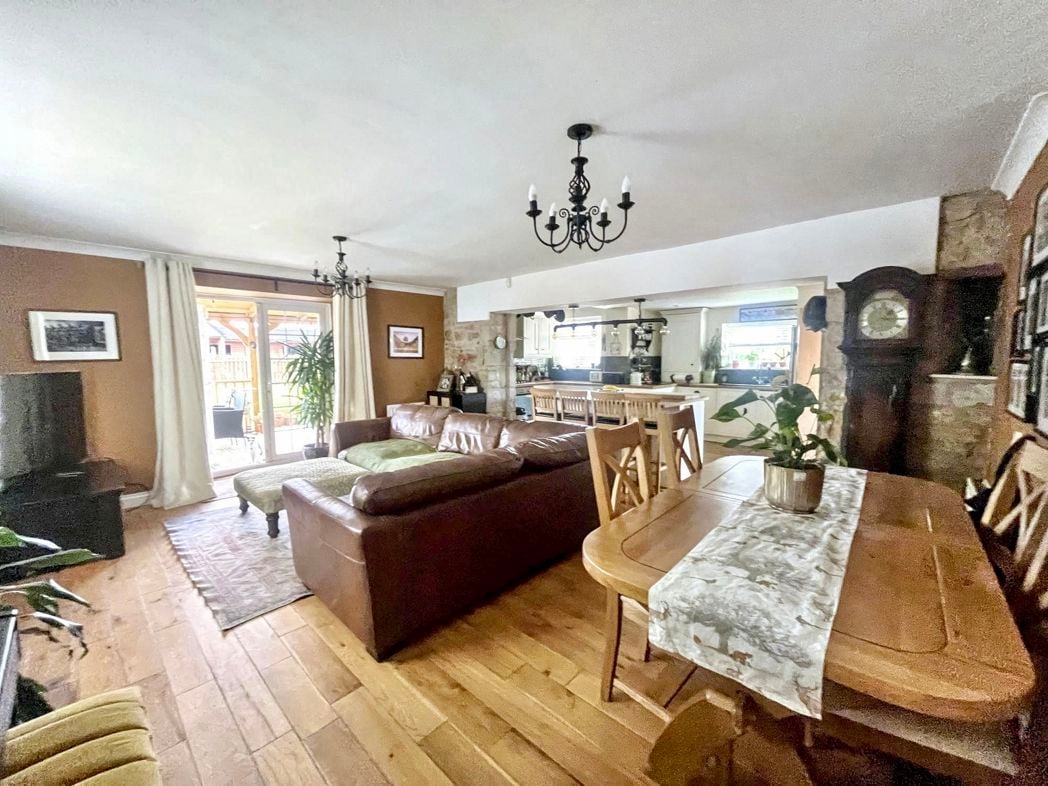 Property image 20 of 24
