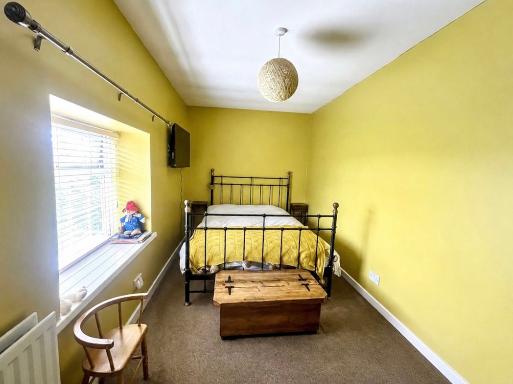 Property image 21 of 24