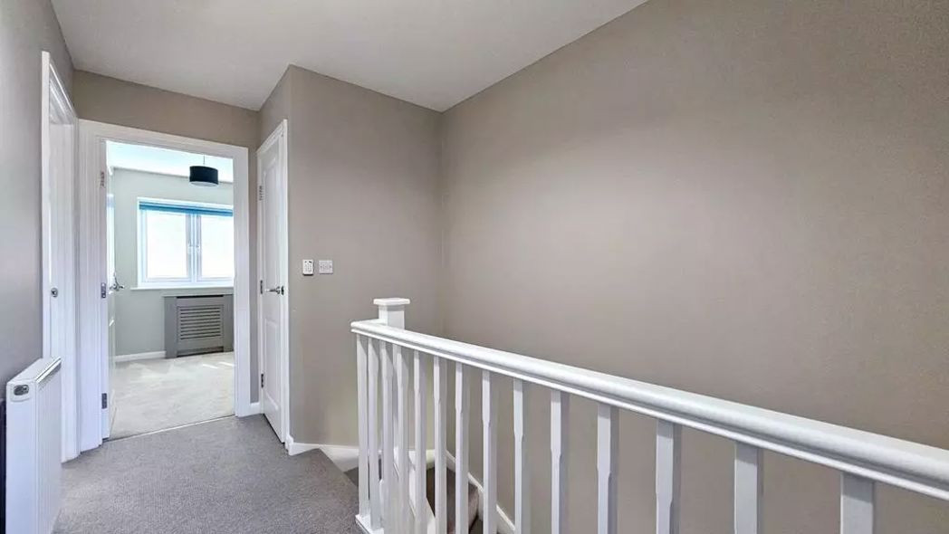 Property image 10 of 24