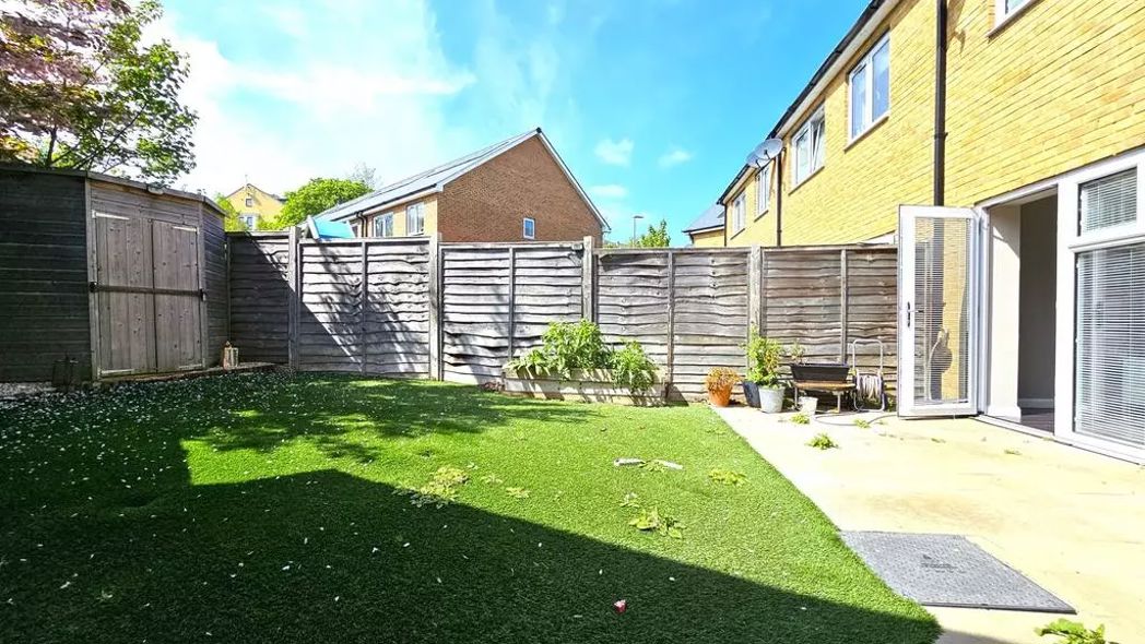 Property image 13 of 24