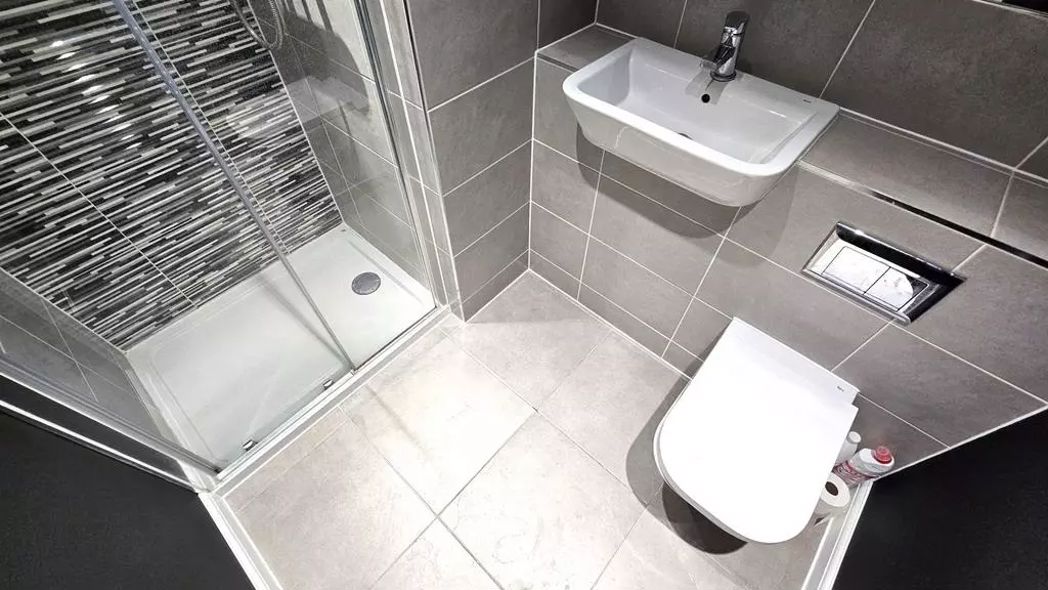 Property image 15 of 24