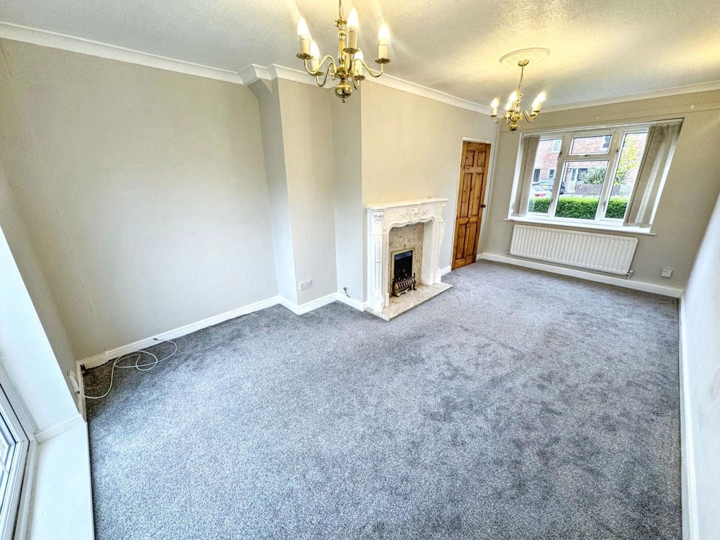 Property image 2 of 11