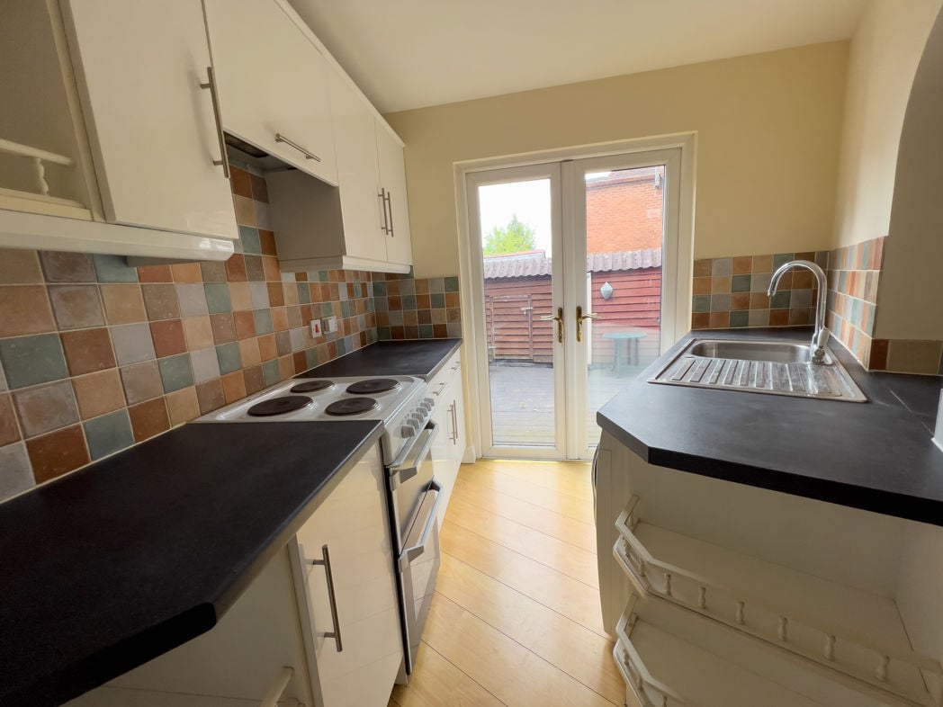 Property image 4 of 23