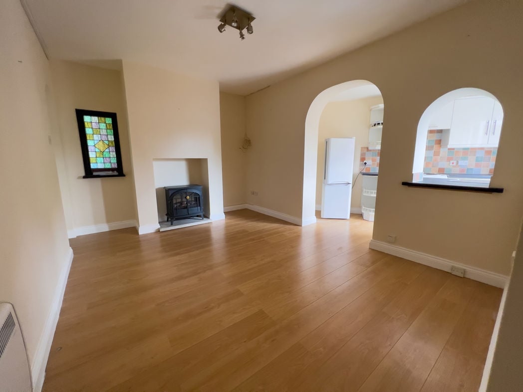 Property image 13 of 23