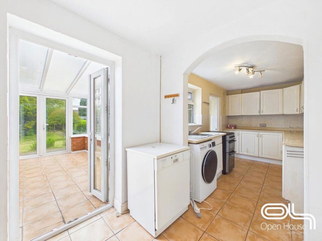 Property image 4 of 12