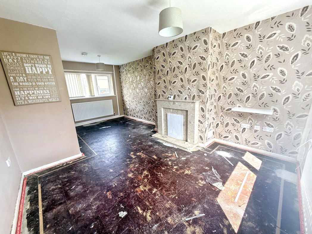 Property image 2 of 8