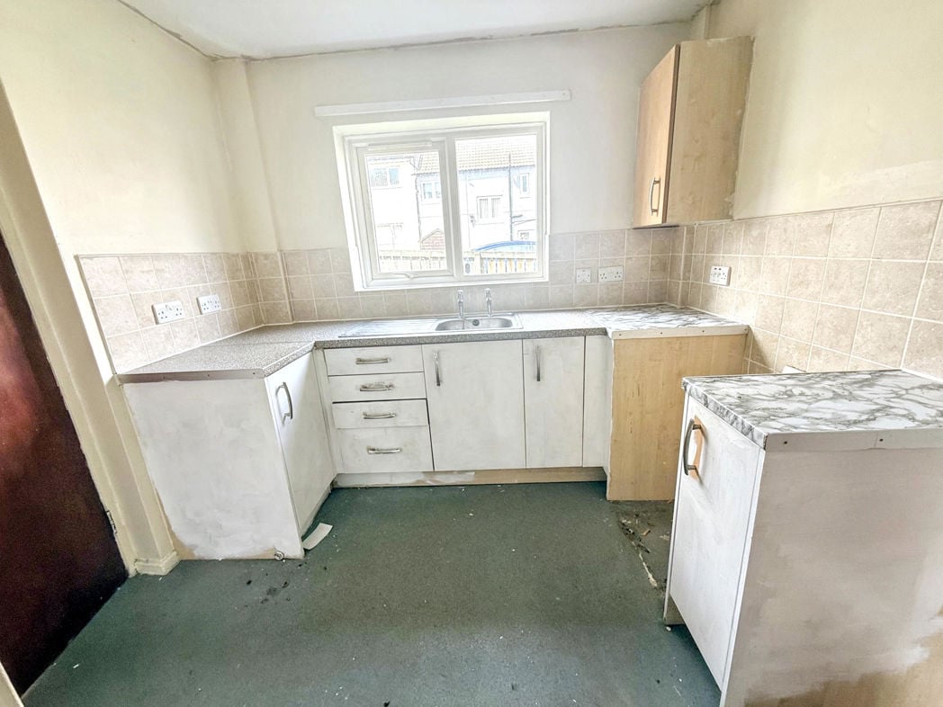 Property image 4 of 8