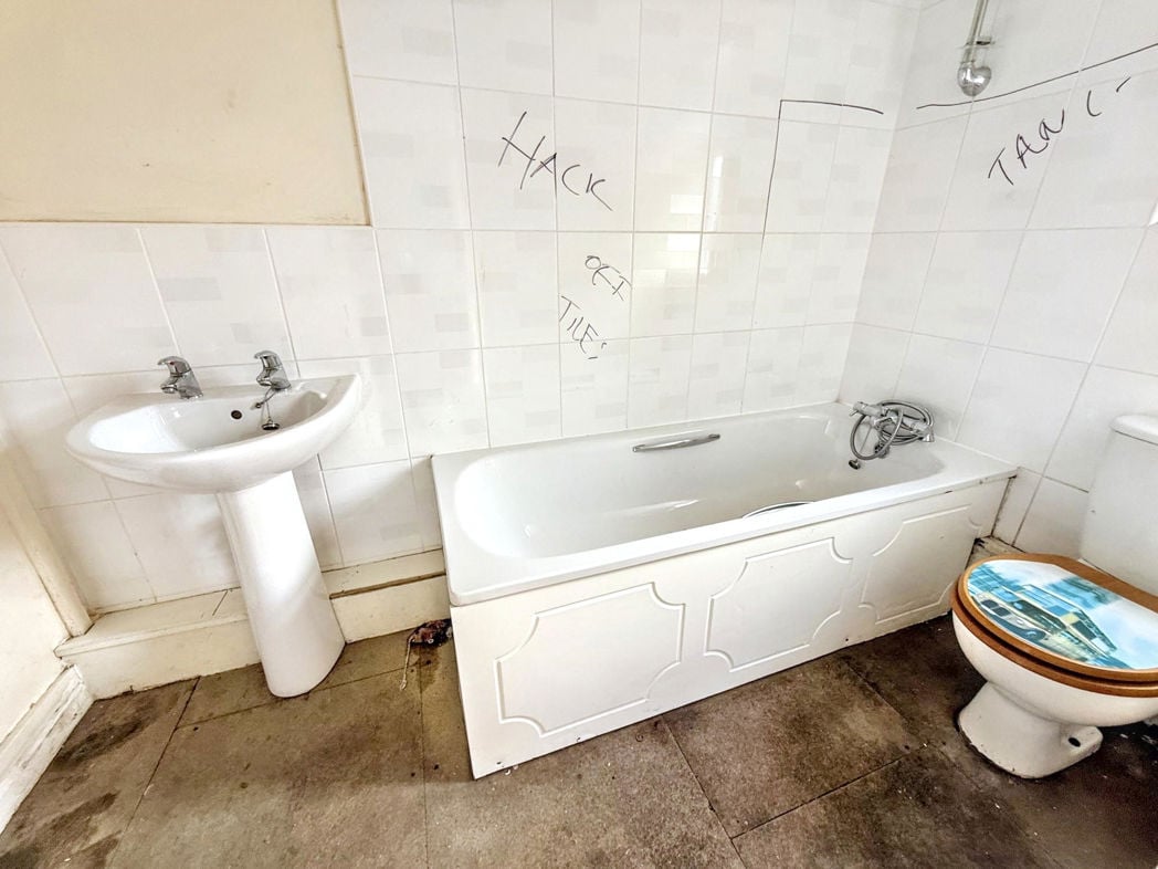 Property image 6 of 6
