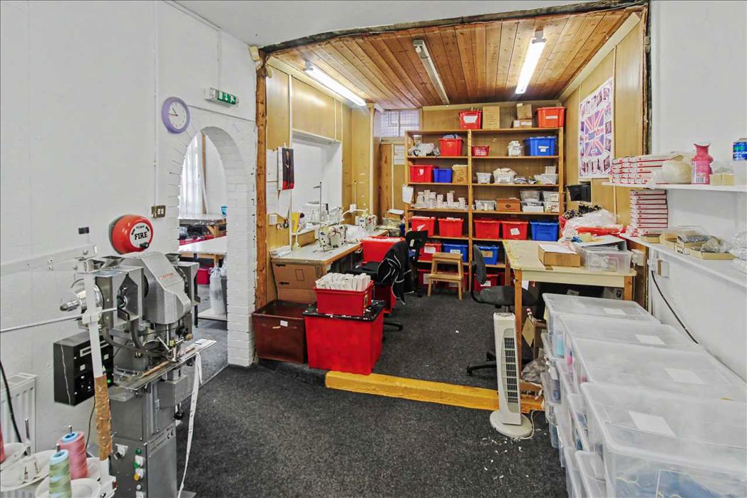Property image 6 of 18