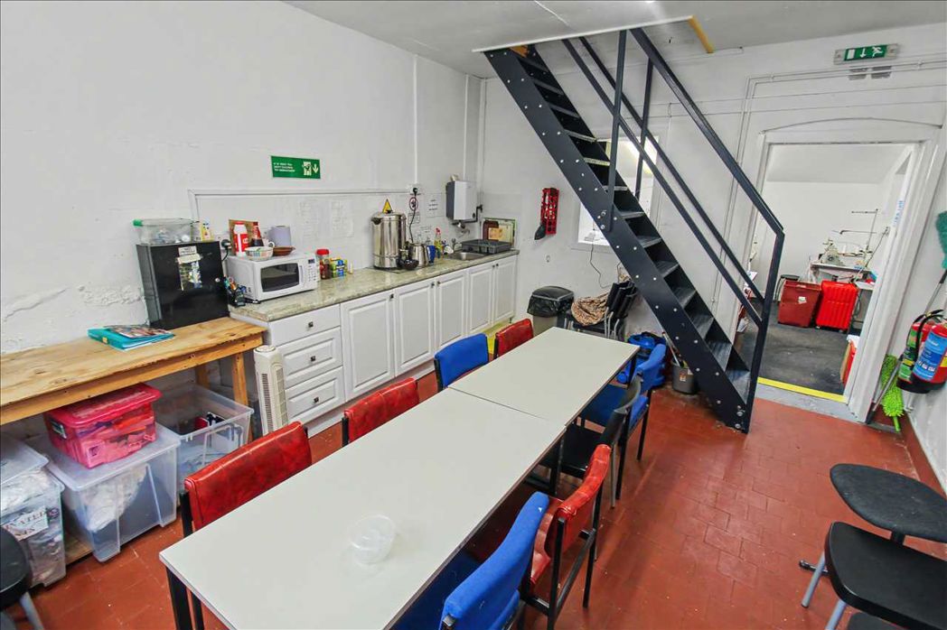 Property image 12 of 18