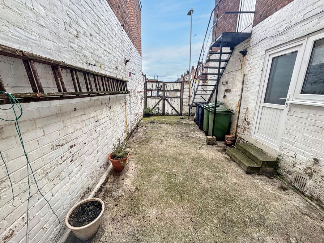 Property image 7 of 7