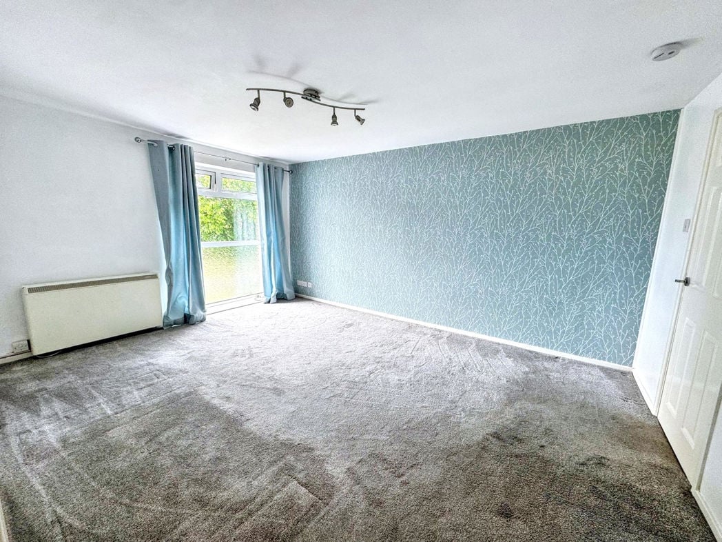 Property image 2 of 7