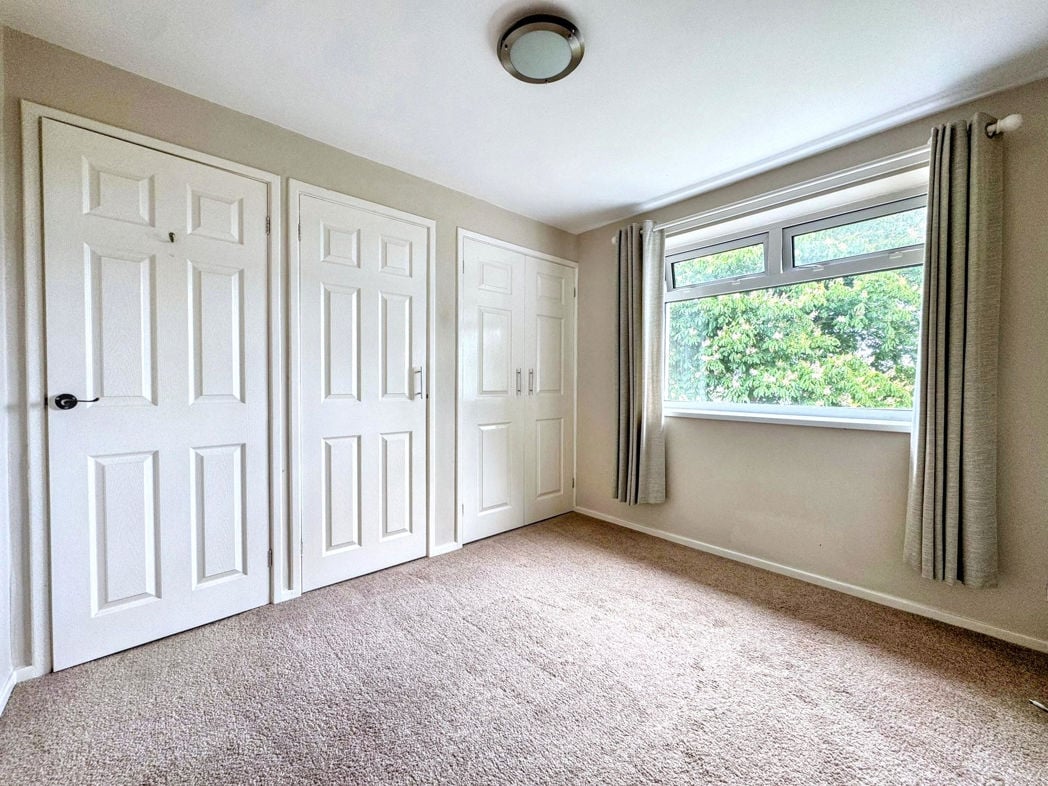 Property image 6 of 7