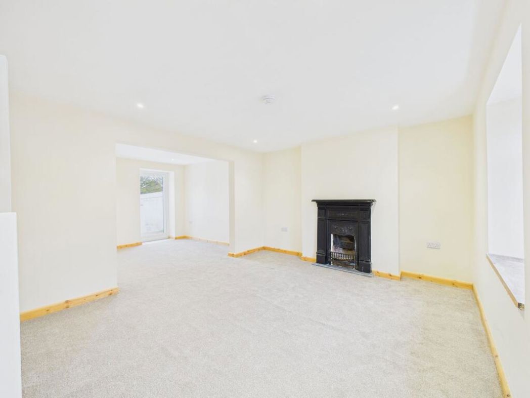 Property image 6 of 15