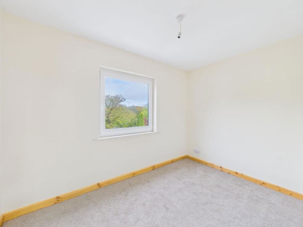 Property image 13 of 15