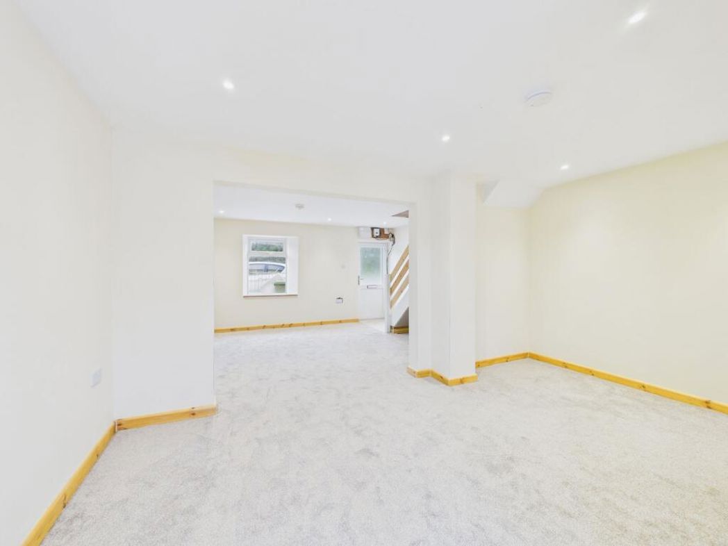 Property image 15 of 15