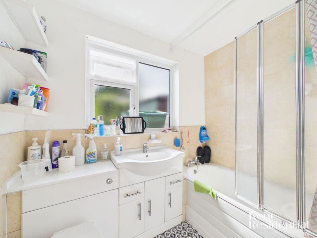 Property image 7 of 11