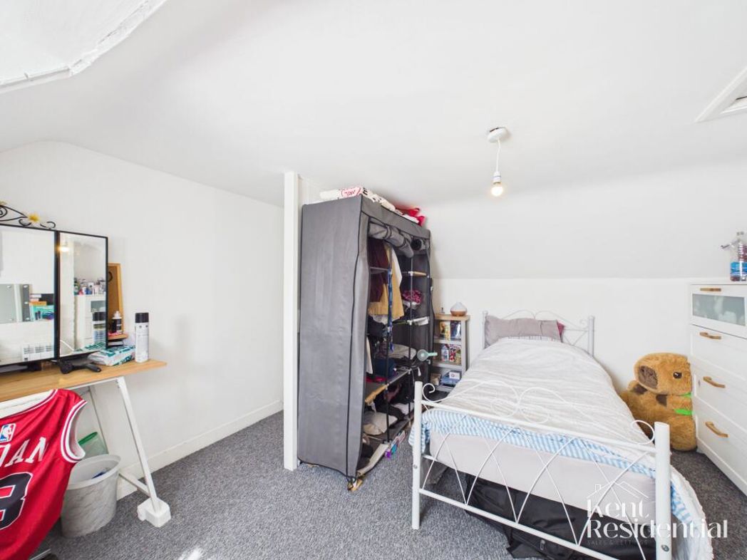 Property image 9 of 11