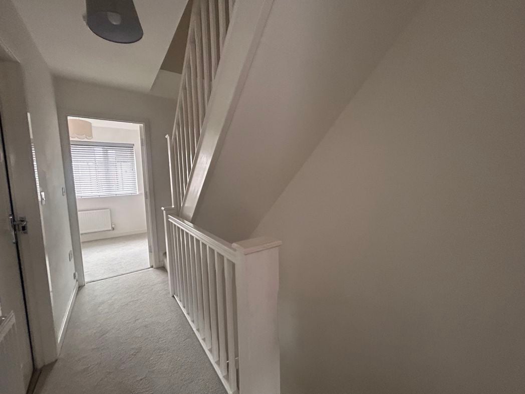 Property image 9 of 19